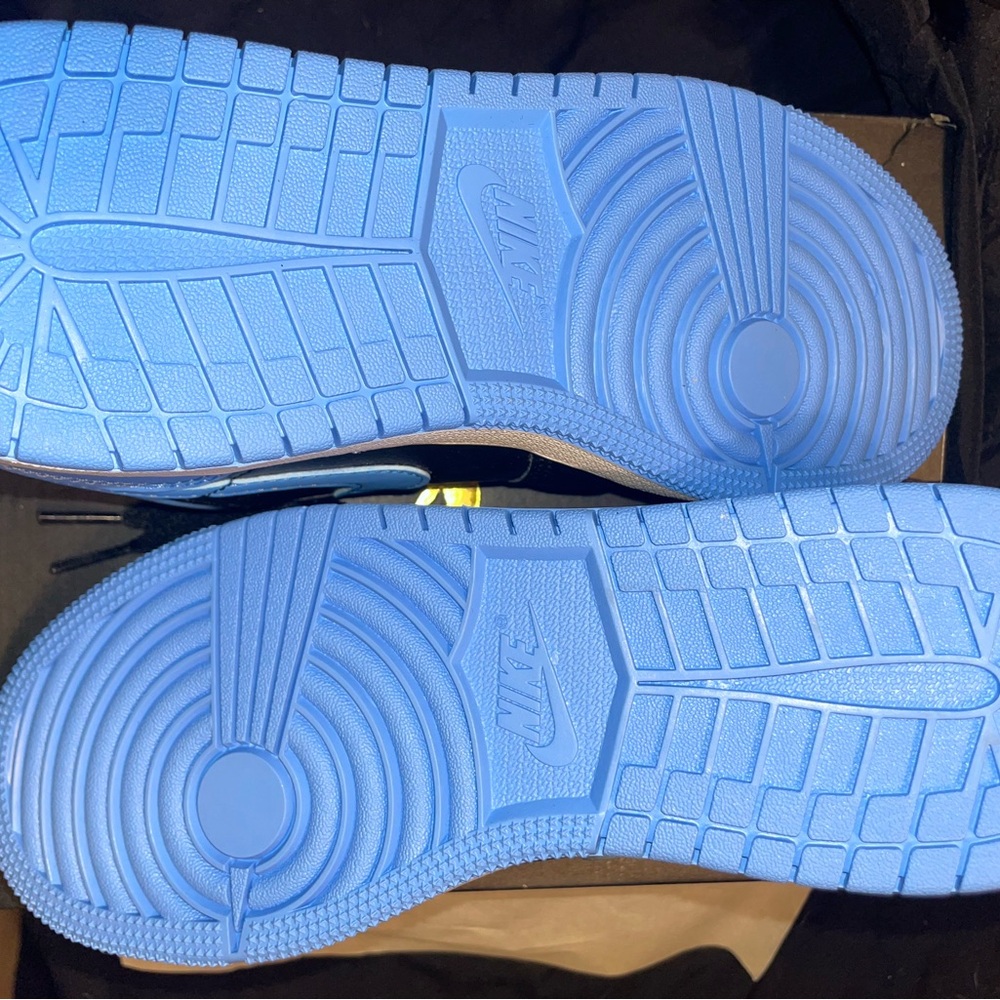 Air Jordan 1 low - Picture 2 of 9